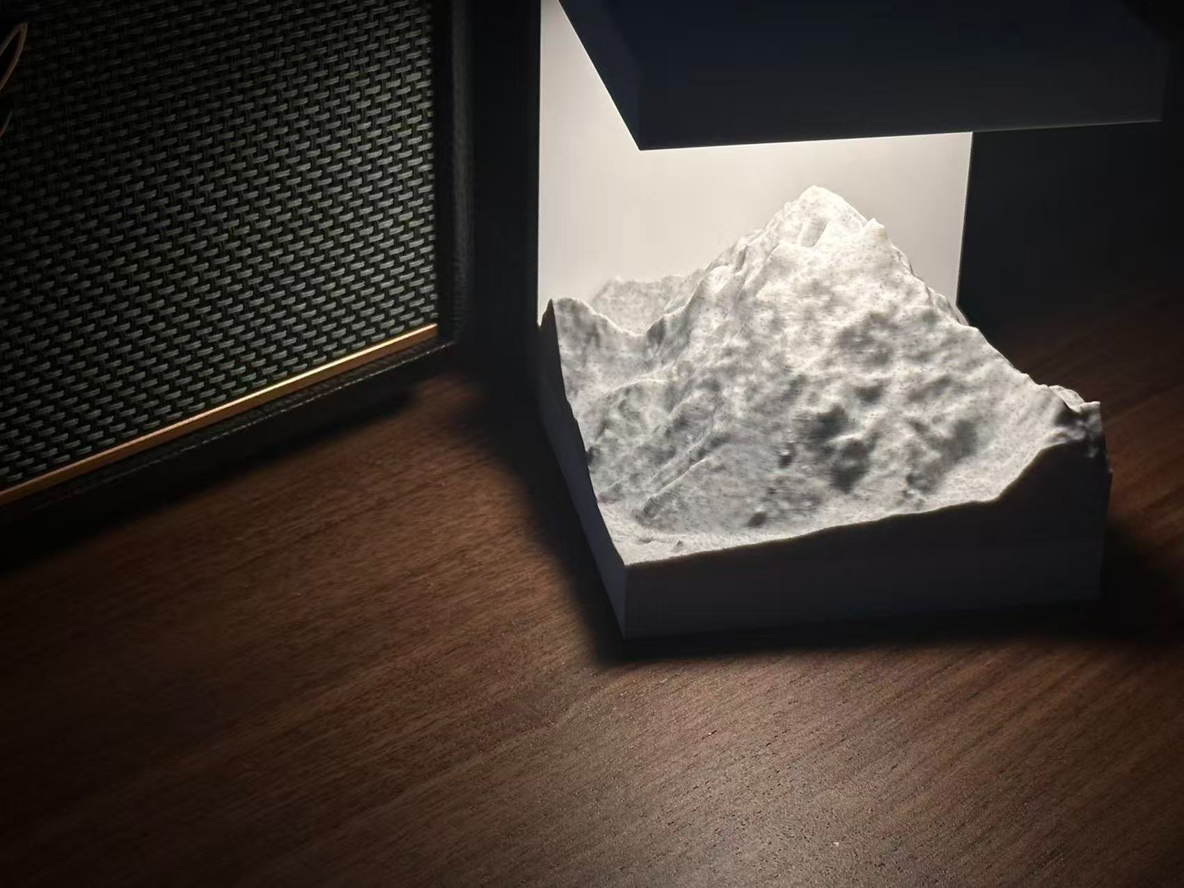 K2 Mountain Desk Lamp
