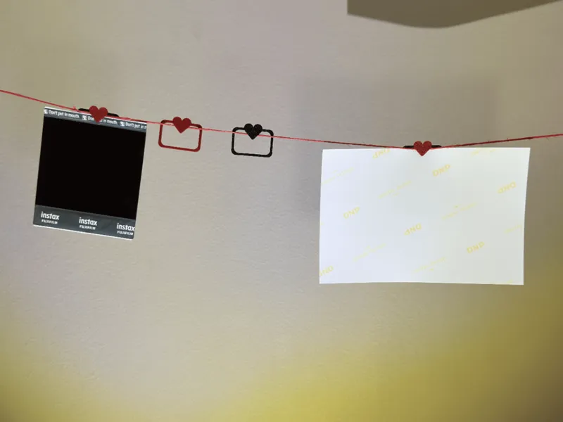 Heart Photo Clip – Minimal Hanging Picture Holder