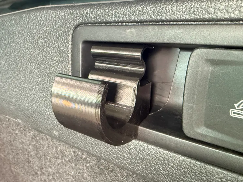 Passat B8 trunk hook