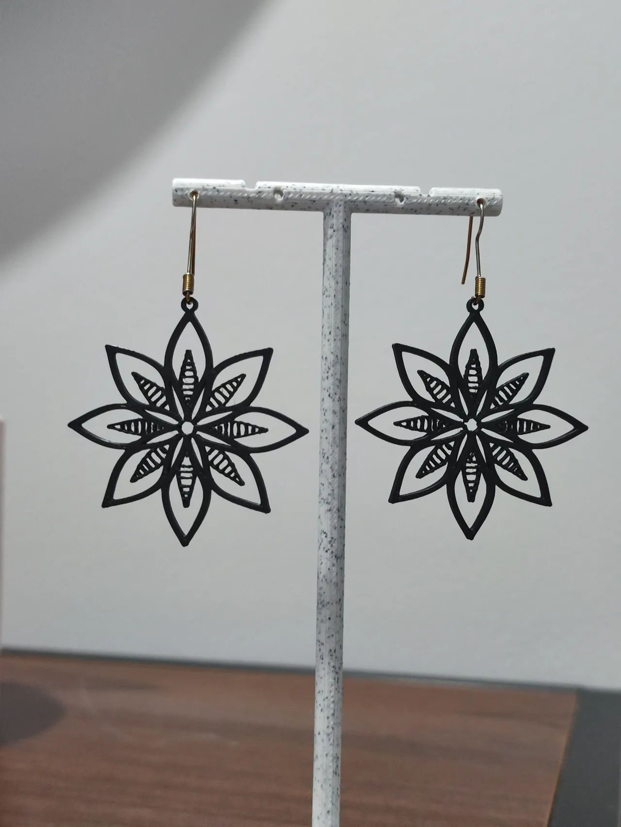 Aretes Loto de Medianoche view 2