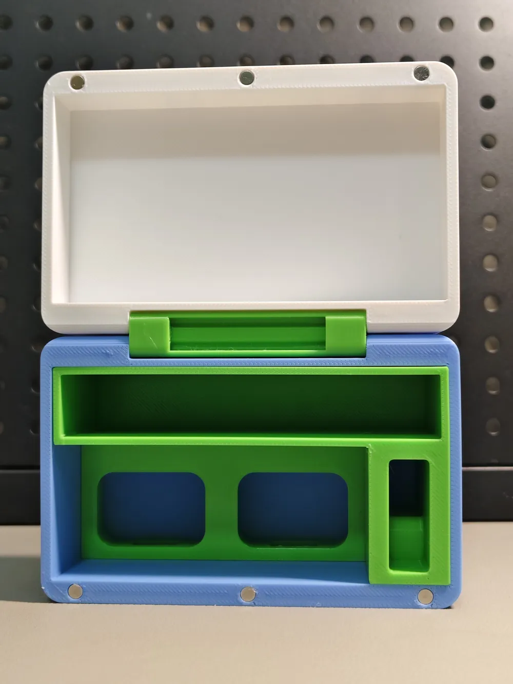 Parametric Magnetic Storage Box - Free 3D Print Model - MakerWorld