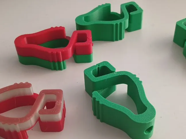 Glove Clip easy open