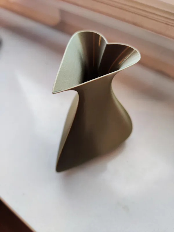 https://makerworld.bblmw.com/makerworld/model/USfece2502928e61/design/2024-05-05_4db3717aff4648.jpg