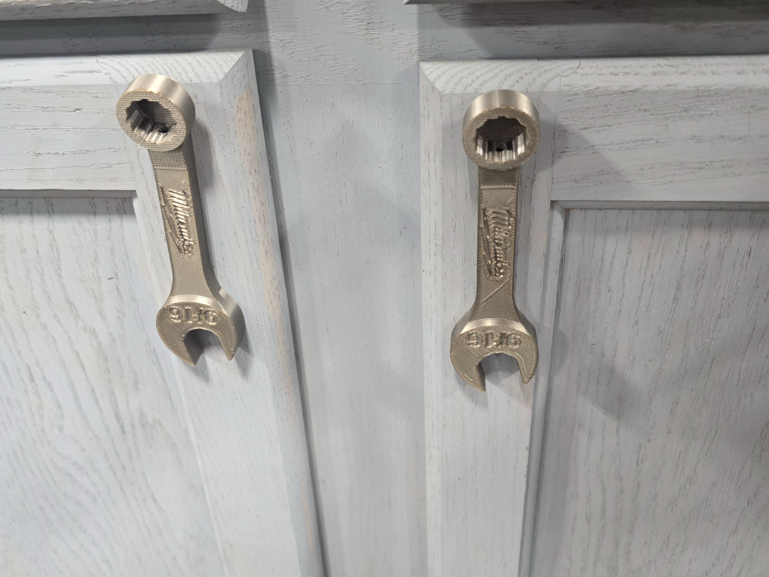 Milwaukee Cabinet Pulls, Ratchet, Wrench, & Socket