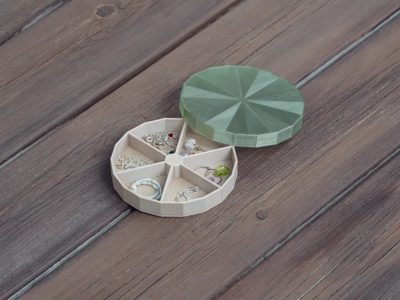 Jewelry box