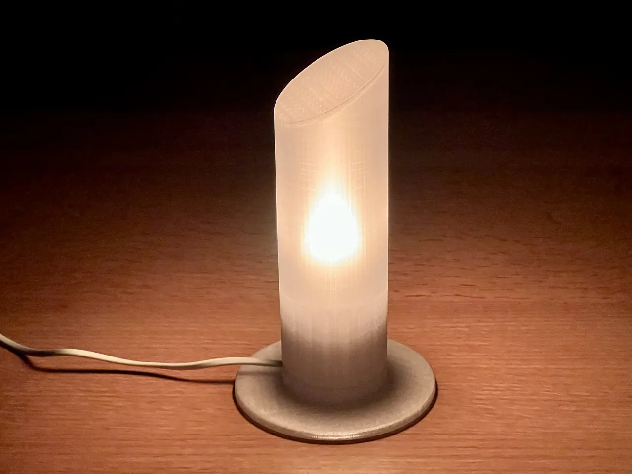 Minimalist 2-in-1 Lamp | Table & Hanging view 2