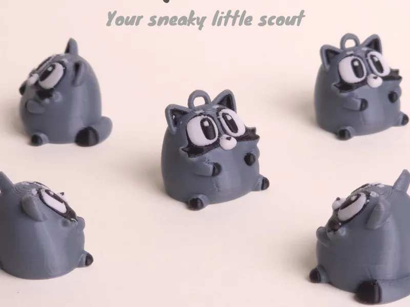 Cute Small Raccoon keychain - Rookie, no support