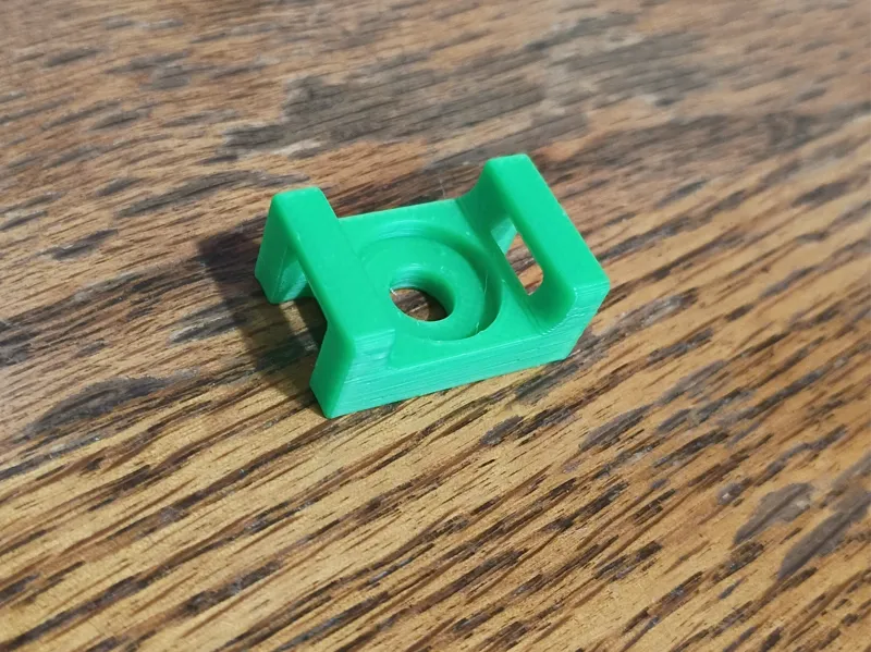 Zip tie clip