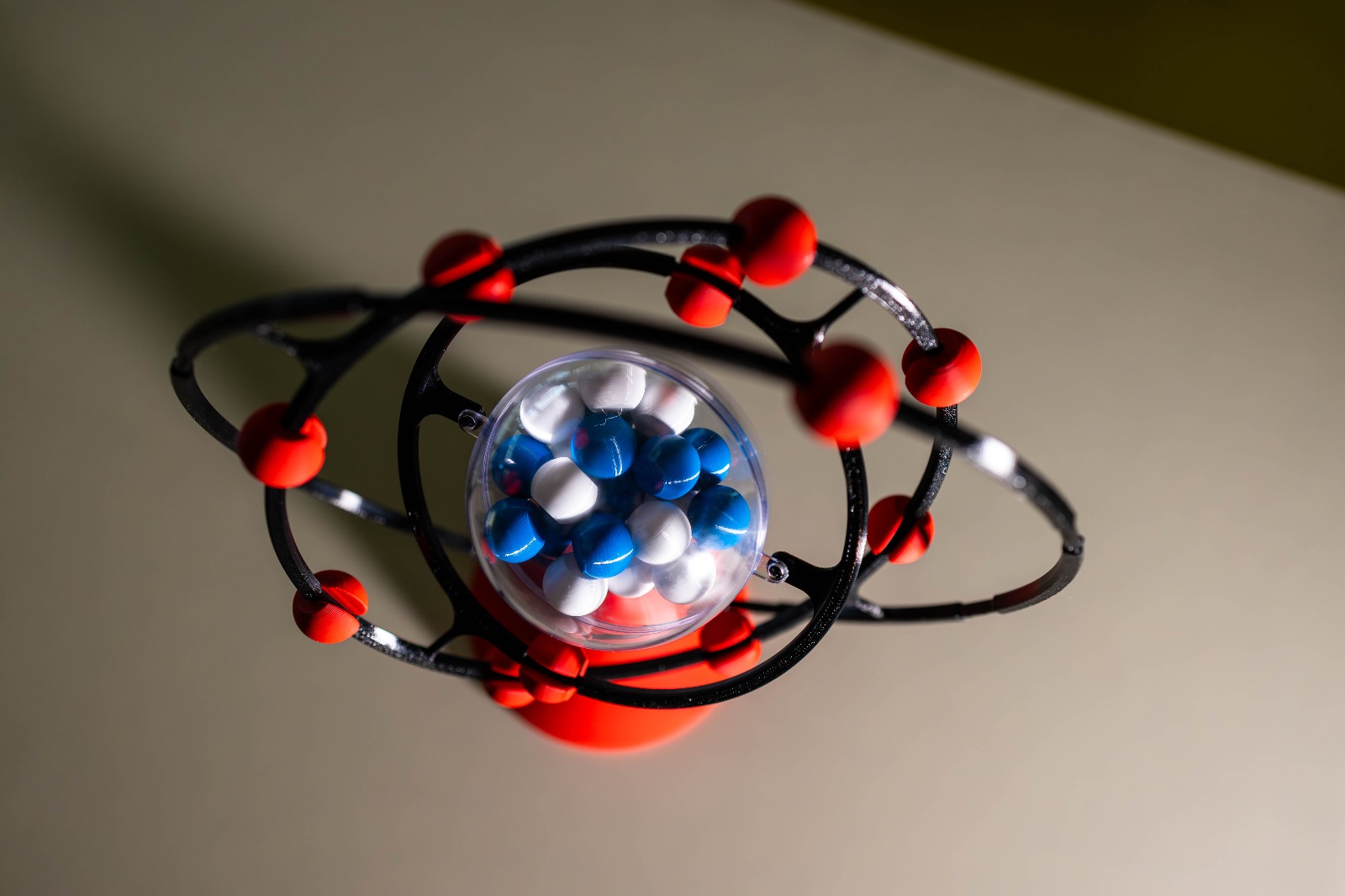 Miniatura 4 do modelo 3D Modular Atom Model