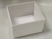 Petite boîte de rangement 3 x 3,25 x 2 pouces — photo 1