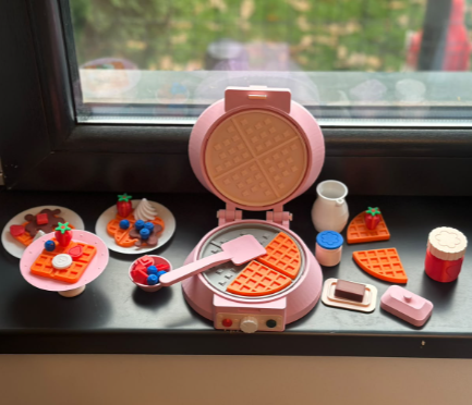 Waffle Maker Playset – Fun Mini Kitchen - 1