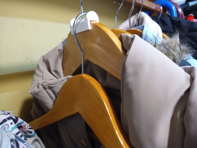 Compact Hanger Cascade Connector Clip