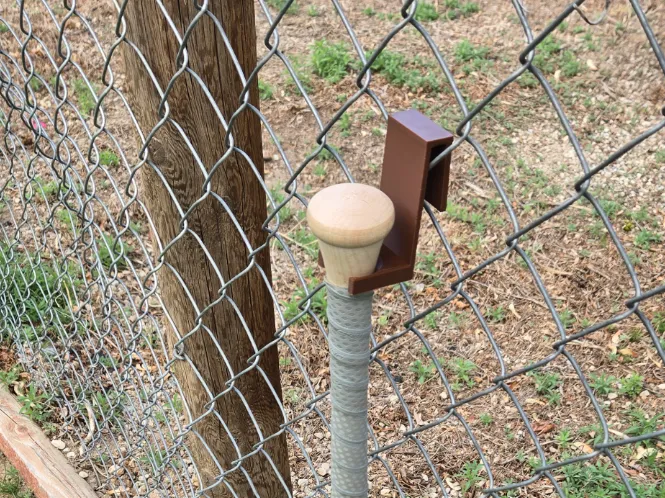Baseball Bat fence hangar