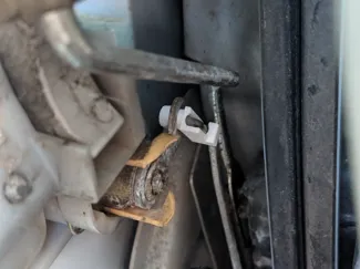 Toyota Wireform Plastic Clip (In door lock mechanism)
