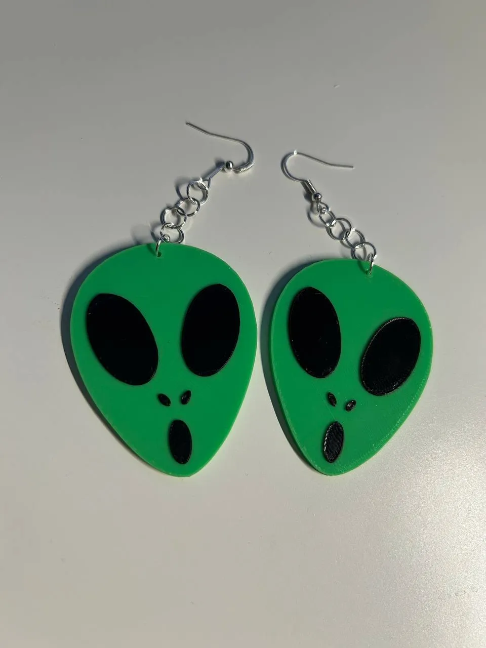 Momo Ayase cosplay earrings view 2