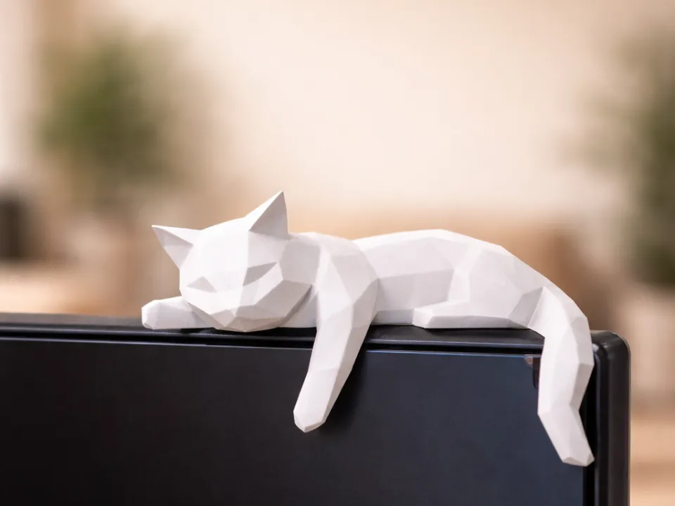 Sleepy cat monitor pet - Free 3D Print Model - MakerWorld