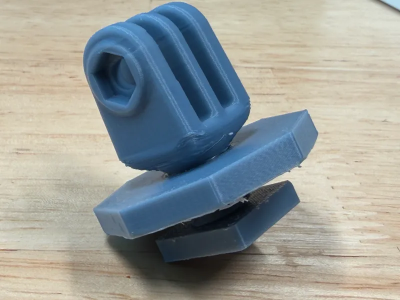 Cold shoe to GoPro mount for underwater camera