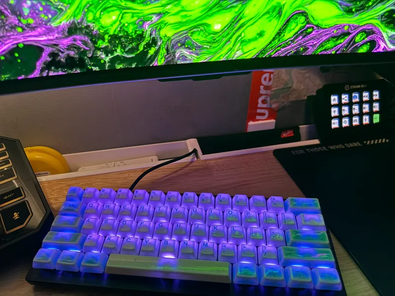 Desktop backboard organizer 