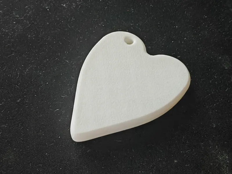 Simple heart keychain