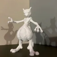 Statue Mewtwo low poly (Pokémon) — photo 1