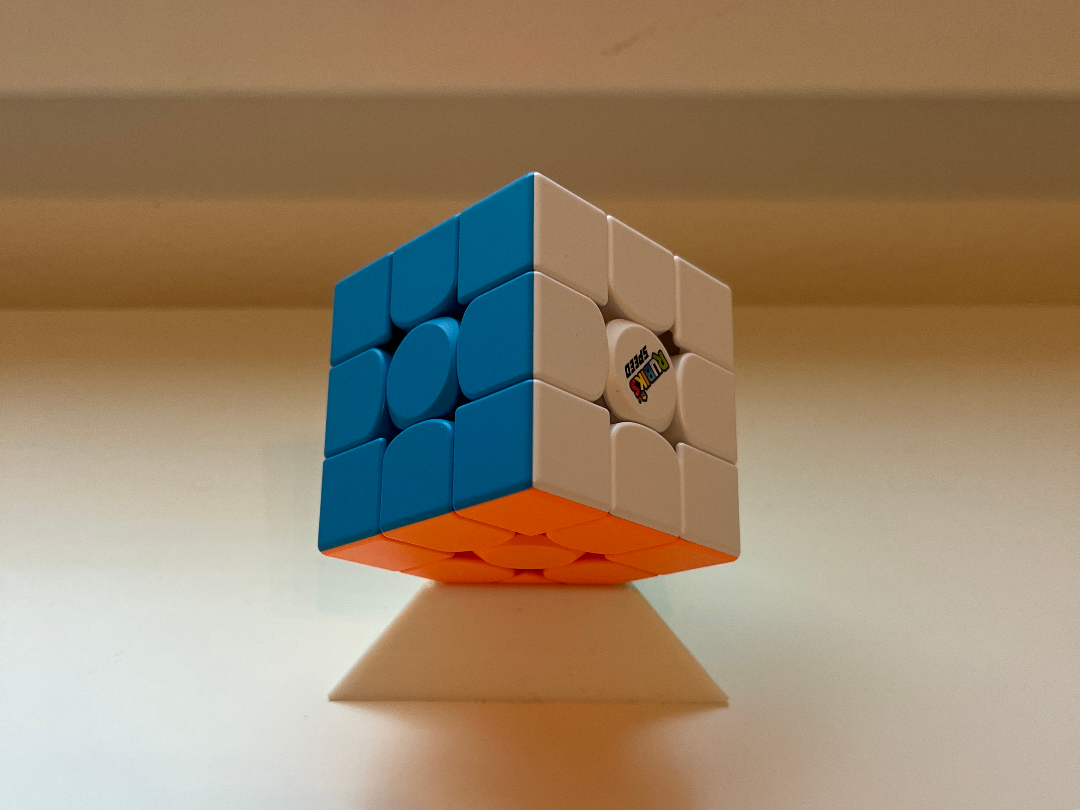 Rubik's Cube-Stand