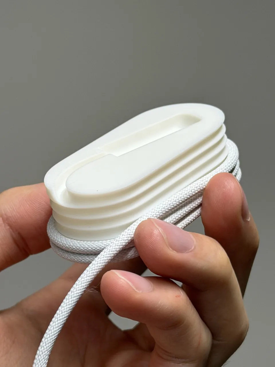 Apple c to c 1m woven cable neat organizer view 3