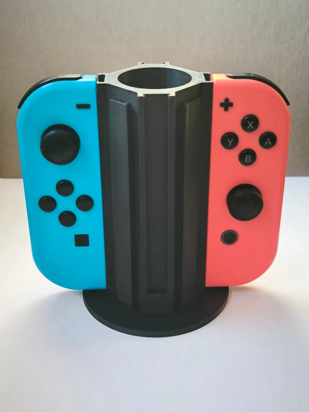Nintendo Switch Joy-Con stand view 3