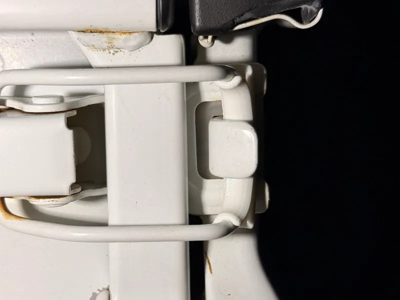 Suzuki Carry latch covers