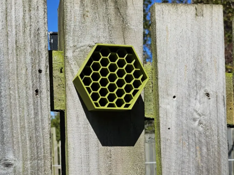 Bee Hotel