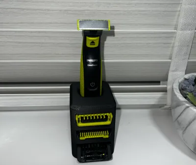 Philips OneBlade Stand
