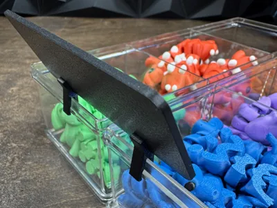 Display Sign Clips