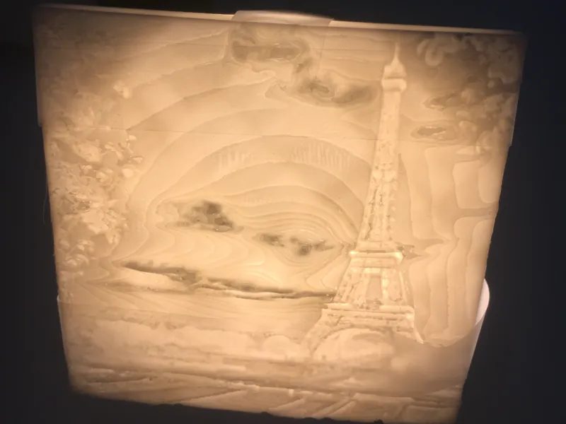 Tour Eiffel Paris bas-relief
