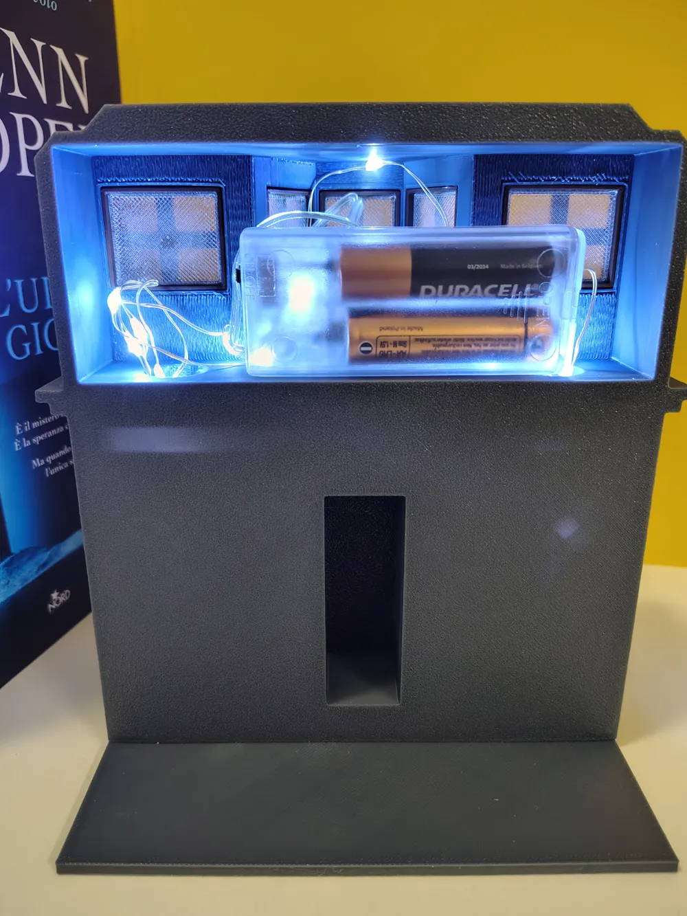 Bookends with lighting by Mauro - MakerWorld