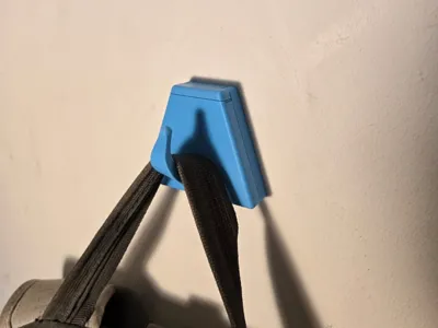 backpack holder with hidden screws