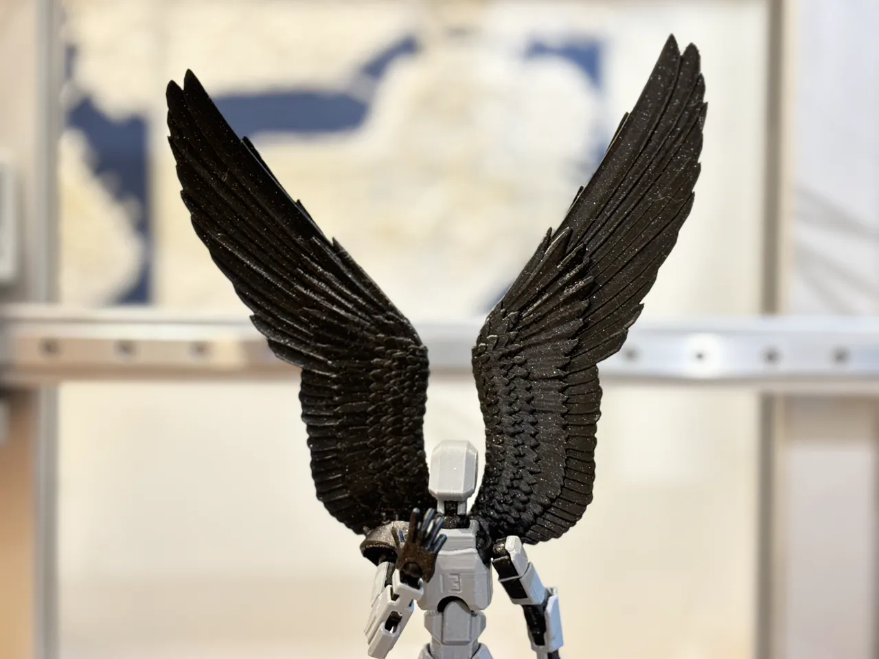 Dummy 13 Wings view 3