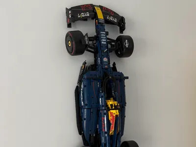 Redbull wall mount