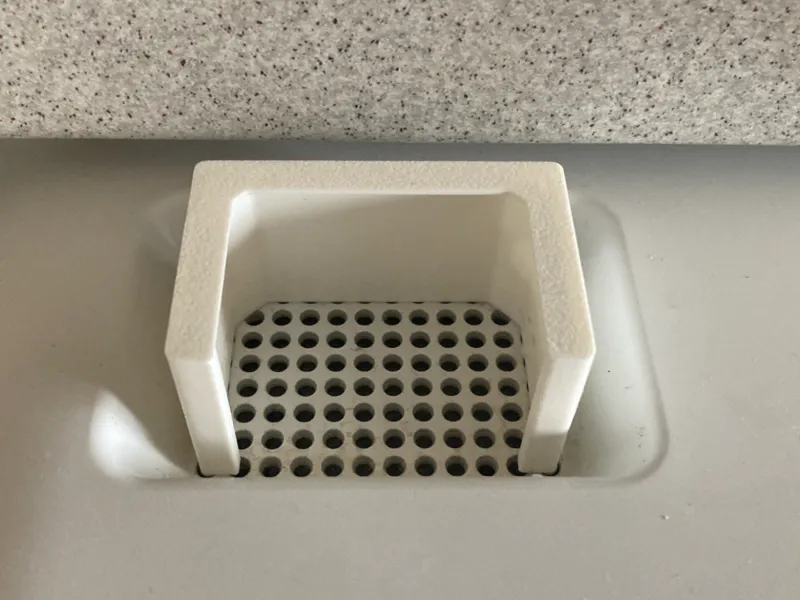 Bob dishwasher loading water