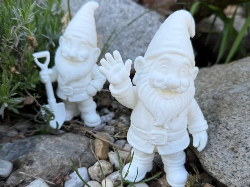 Cute Garden Gnomes – Waving & Shovel