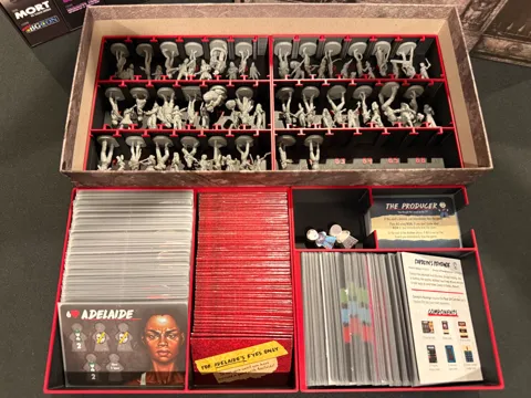 Organizador: Final Girl Mausoleum Insert For All Final Girls — referencia de MakerWorld