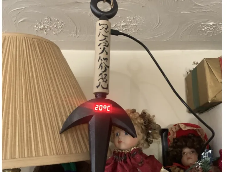 Minato Kunai with thermometer 