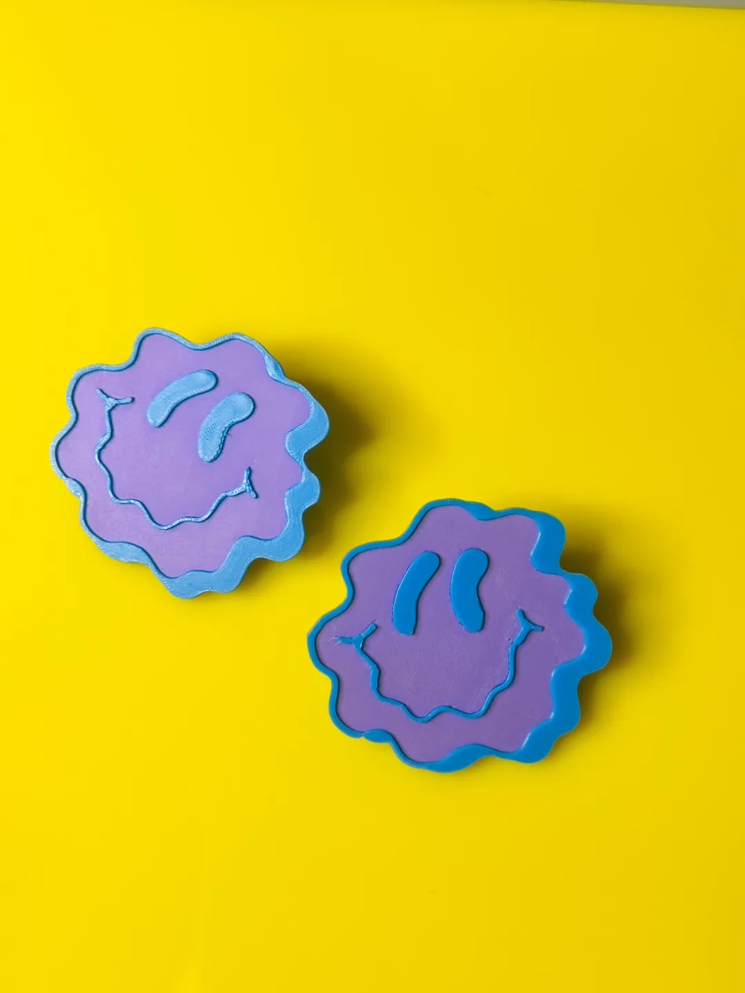 Pendientes happy face view 2