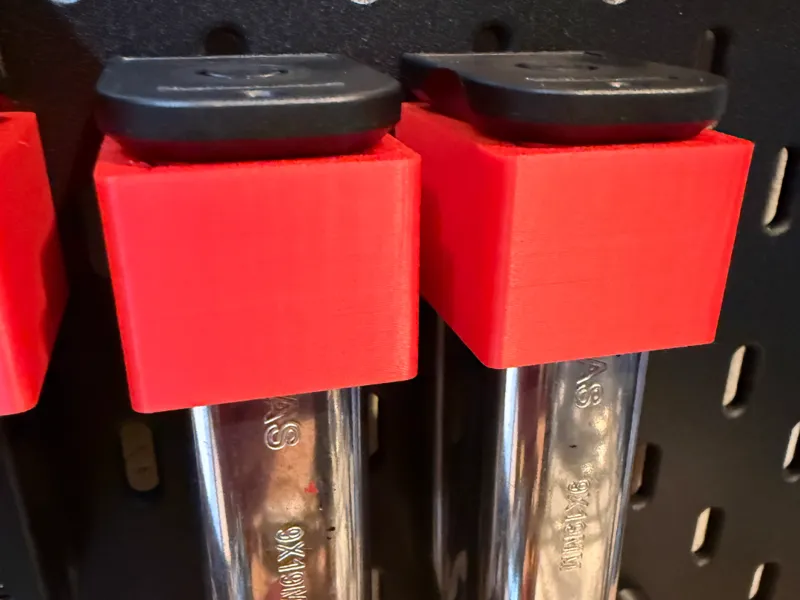 MAC 9 2011 Magazine holder Skadis Ikea. 