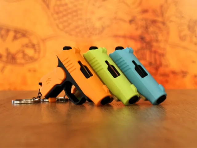 Makarov PM Gun Fidget Keychain – Slide Action Toy