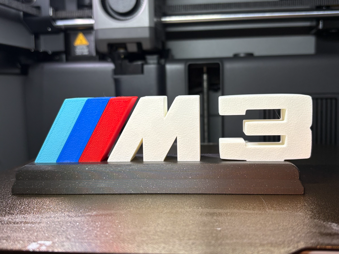 BMW M3 Logo NO AMS