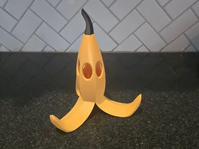 Banana pencil holder for desk