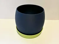 Pot de fleurs minimaliste avec soucoupe — photo 2