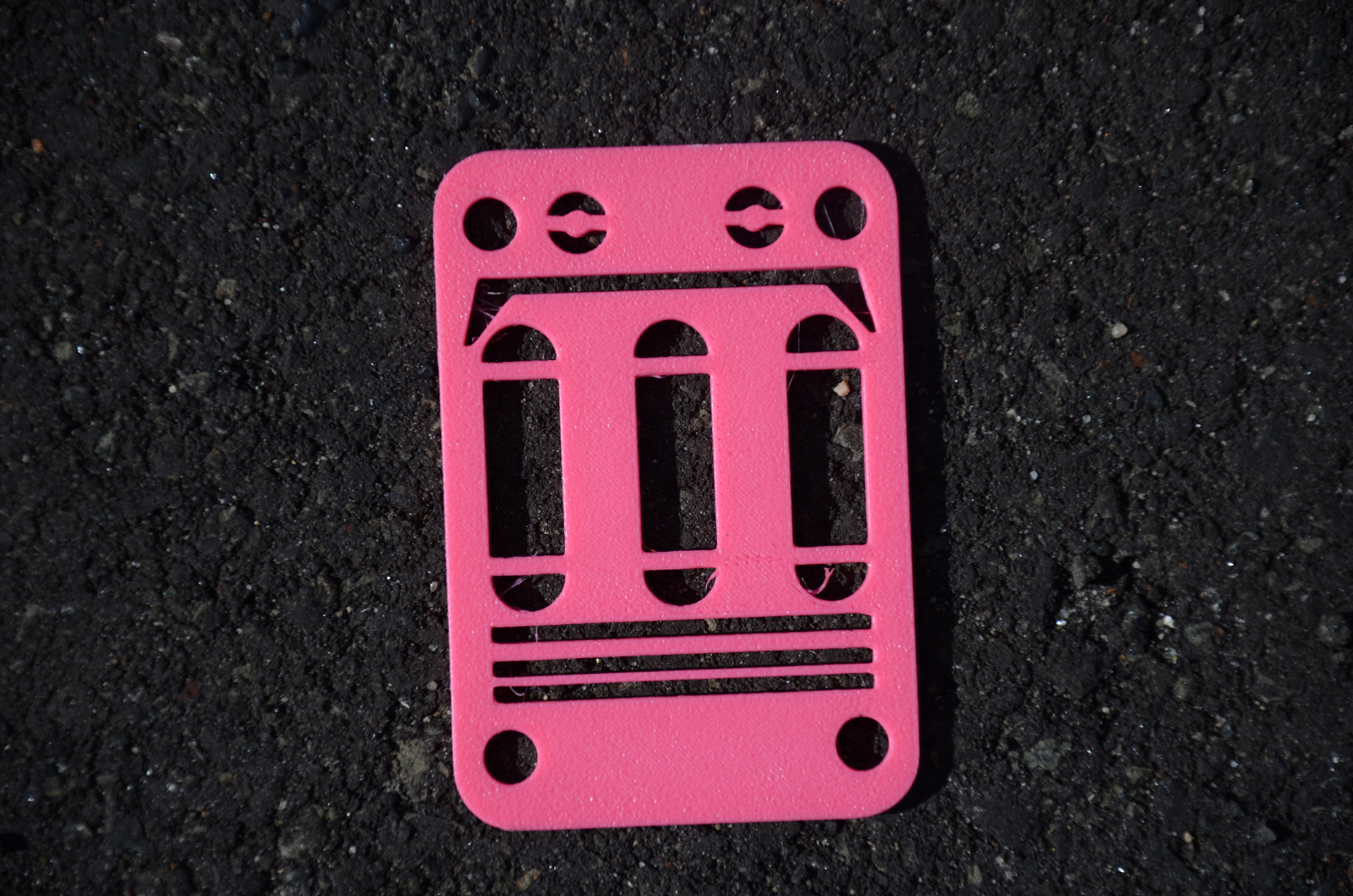 Miniatura 5 do modelo 3D SKATEBOARD RISER - Customizable + Premade Designs