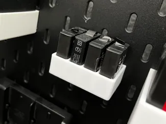 Skadis GoPro Battery Holder