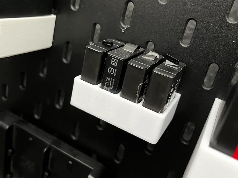 Skadis GoPro Battery Holder