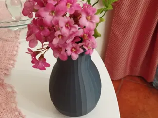 The simple vase 